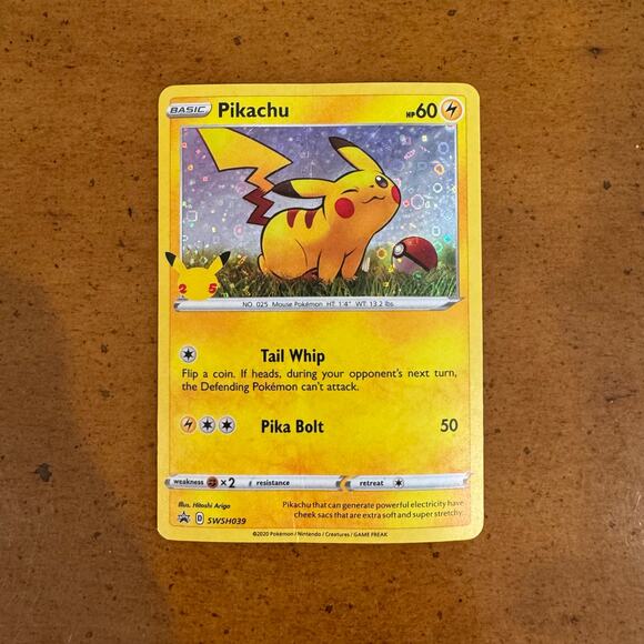 Pokémon Pikachu Holo Promo SWSH039 Sword & Shield Card - Picture 1 of 3
